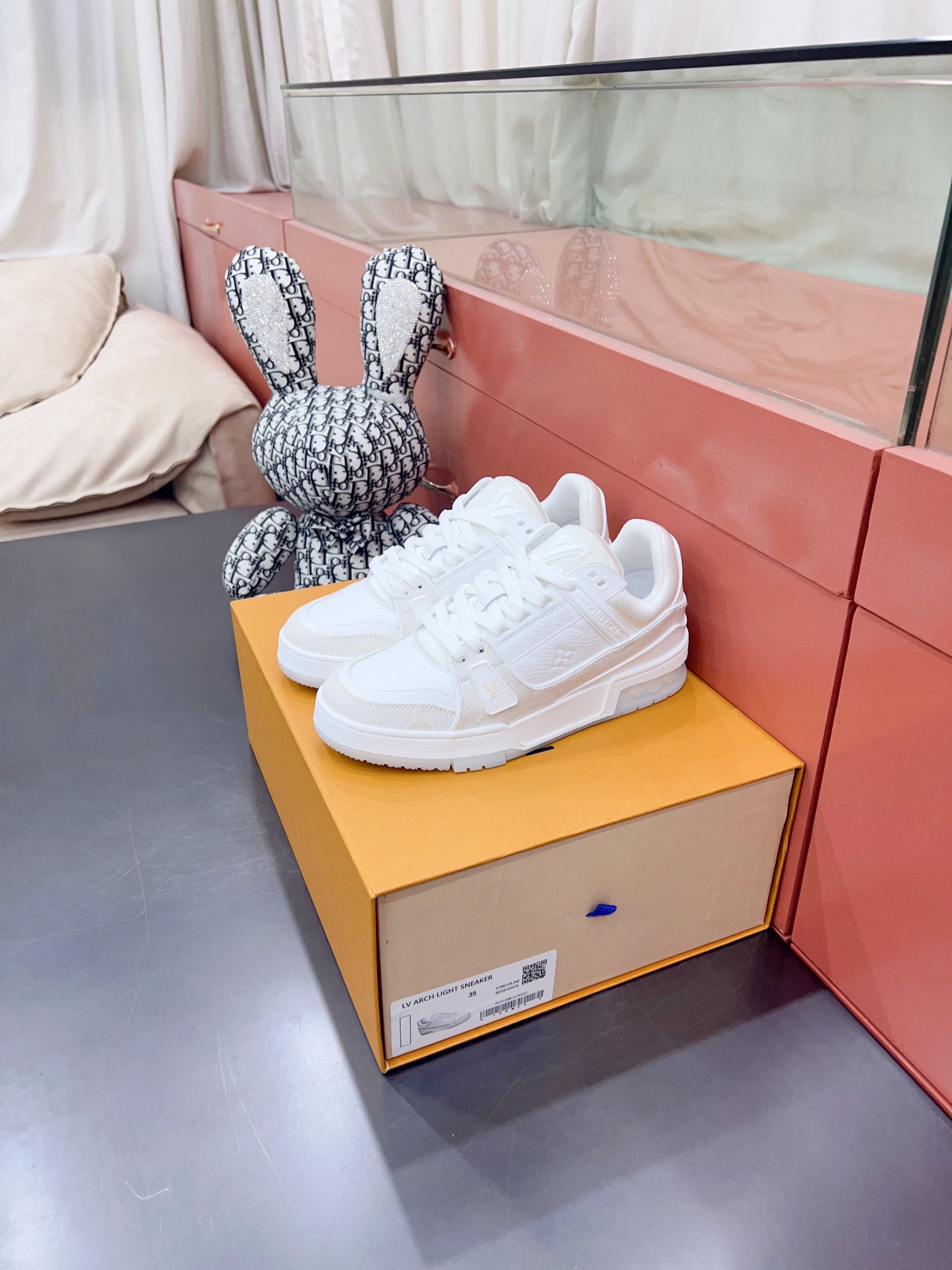 LV Trail Vintage Sneakers - Image 6