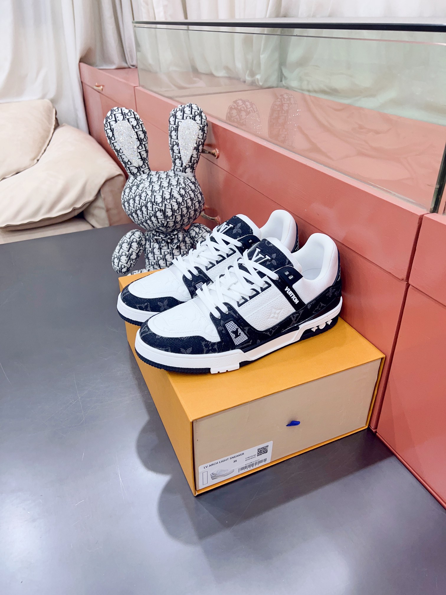 LV Trail Vintage Sneakers